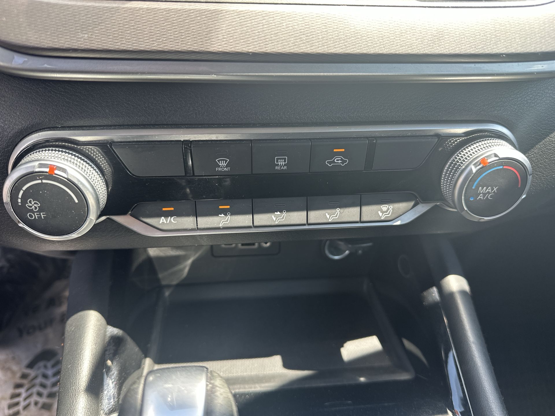 2025 Nissan Altima SR FWD