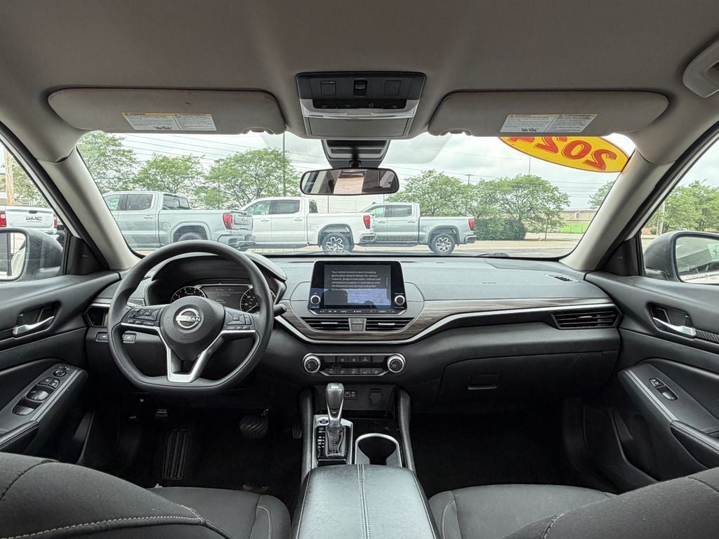 2024 Nissan Altima 2.5 SV