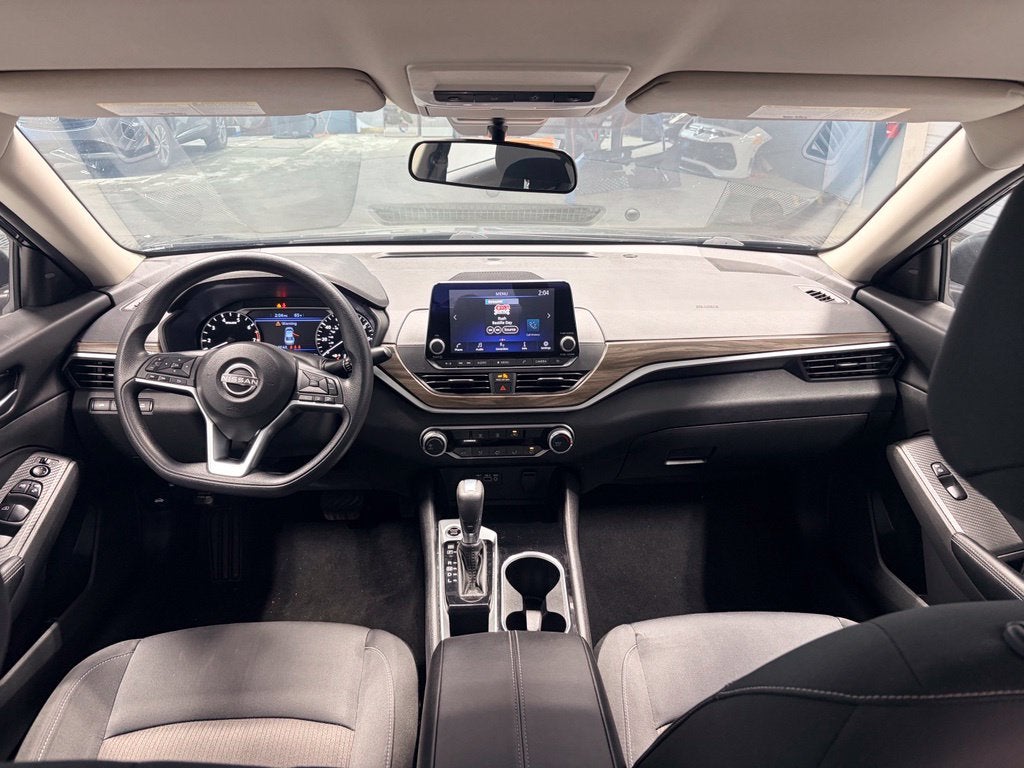 2024 Nissan Altima SV FWD