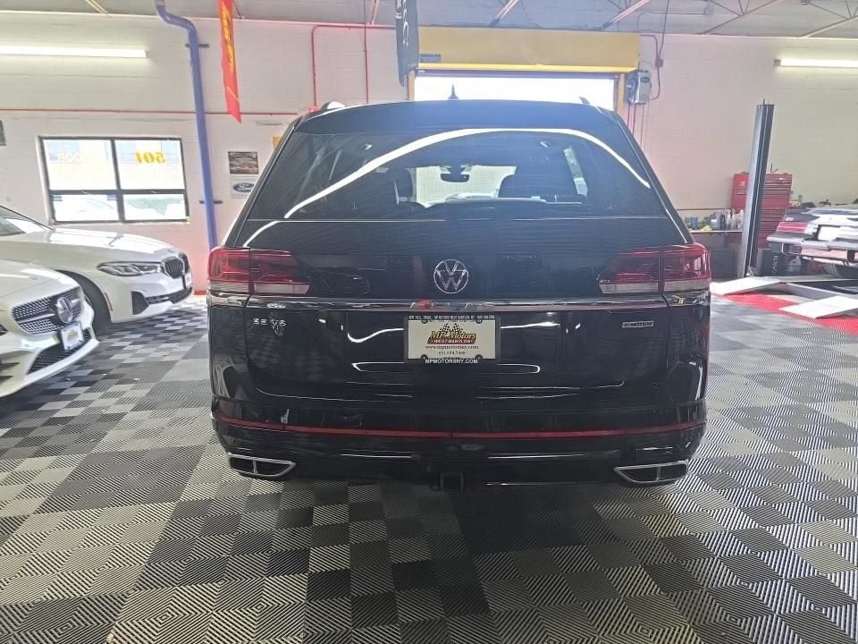 2021 Volkswagen Atlas 3.6L V6 SE w/Technology R-Line