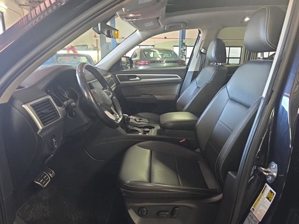 2021 Volkswagen Atlas 3.6L V6 SE w/Technology R-Line