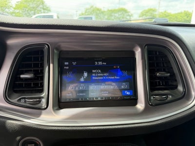 2019 Dodge Challenger SXT