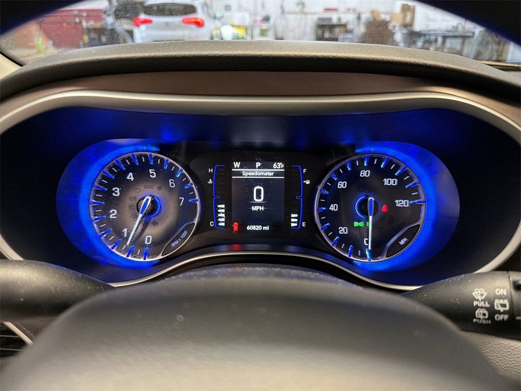 2021 Chrysler Voyager LXI