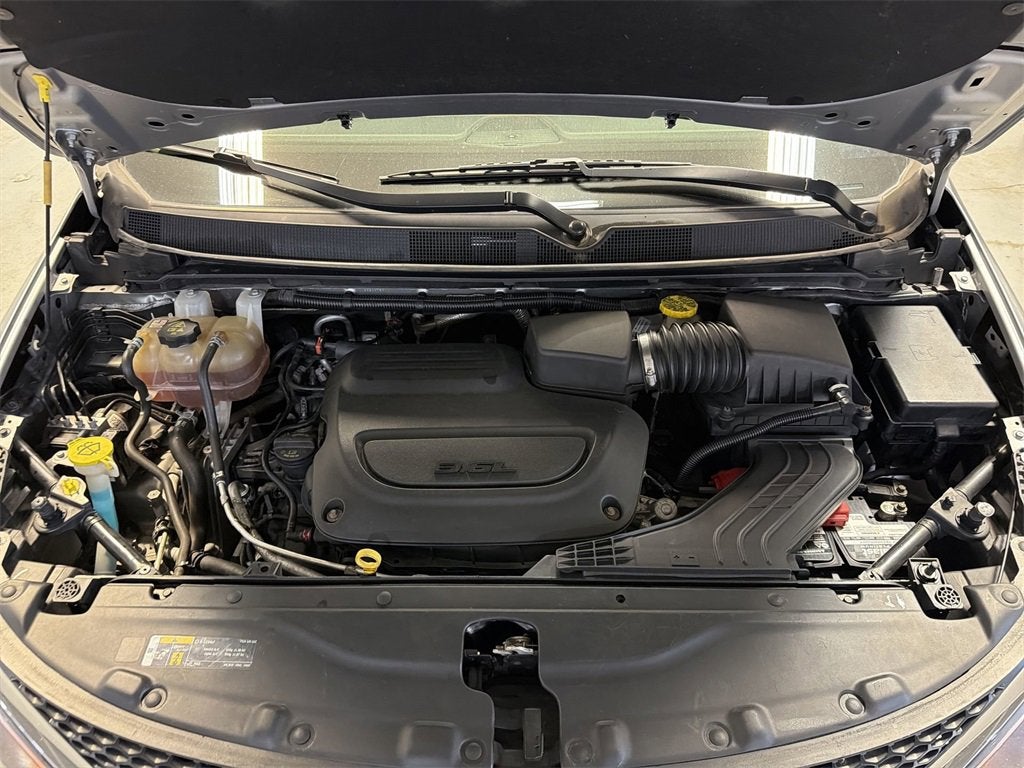 2021 Chrysler Voyager LXI