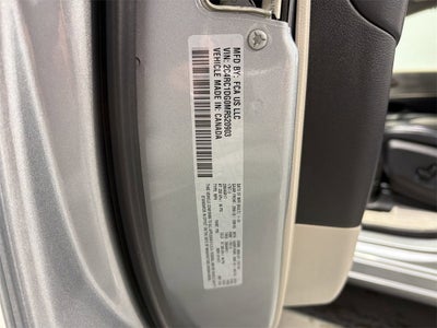 2021 Chrysler Voyager LXI