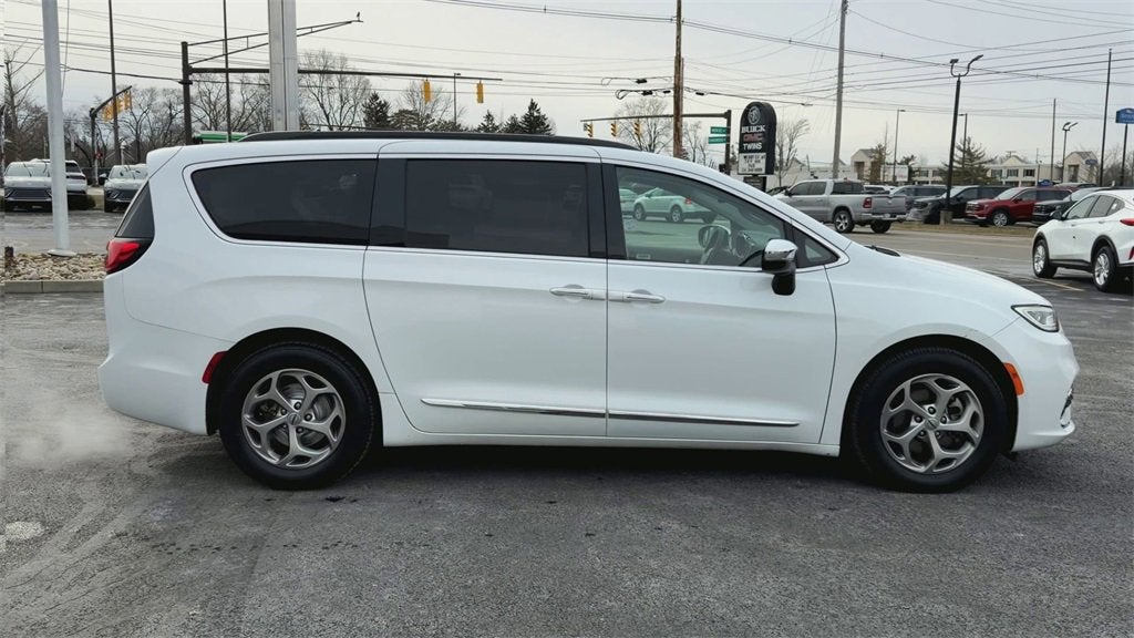 2023 Chrysler Pacifica Limited