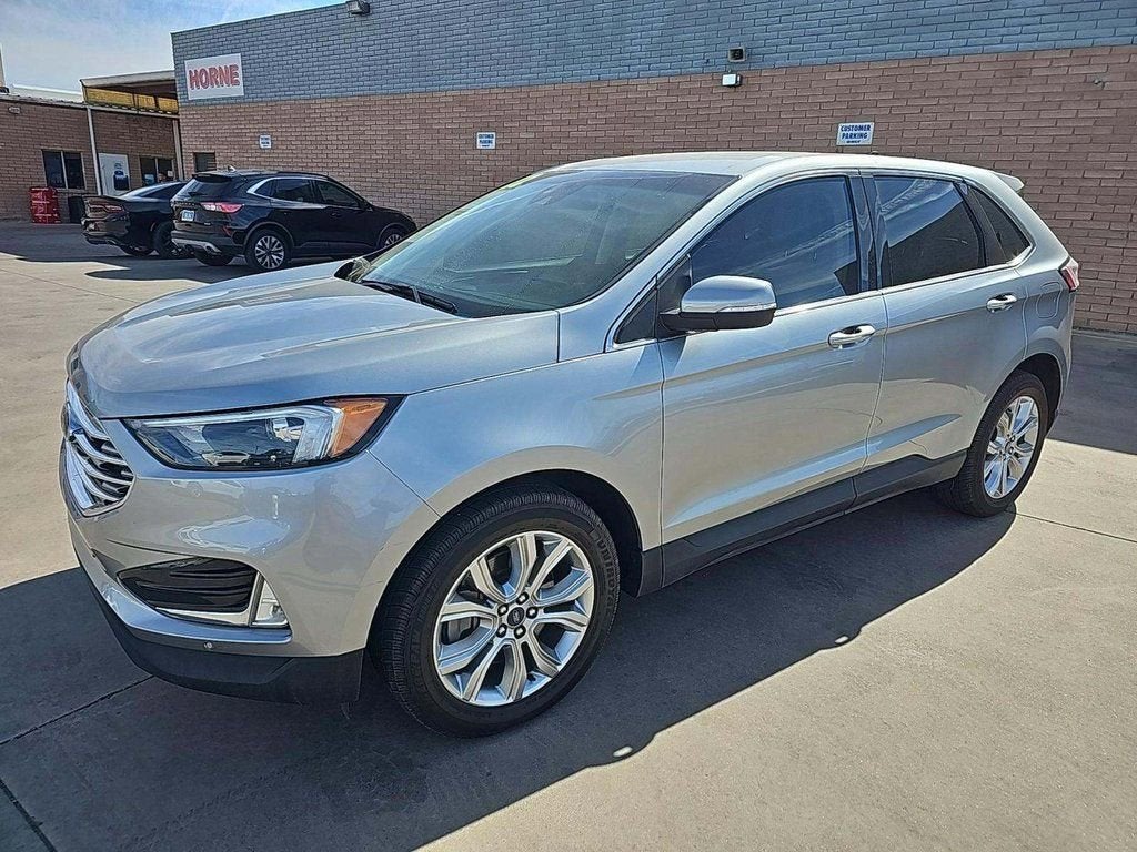 2022 Ford Edge Titanium