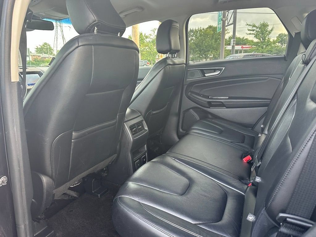 2020 Ford Edge Titanium
