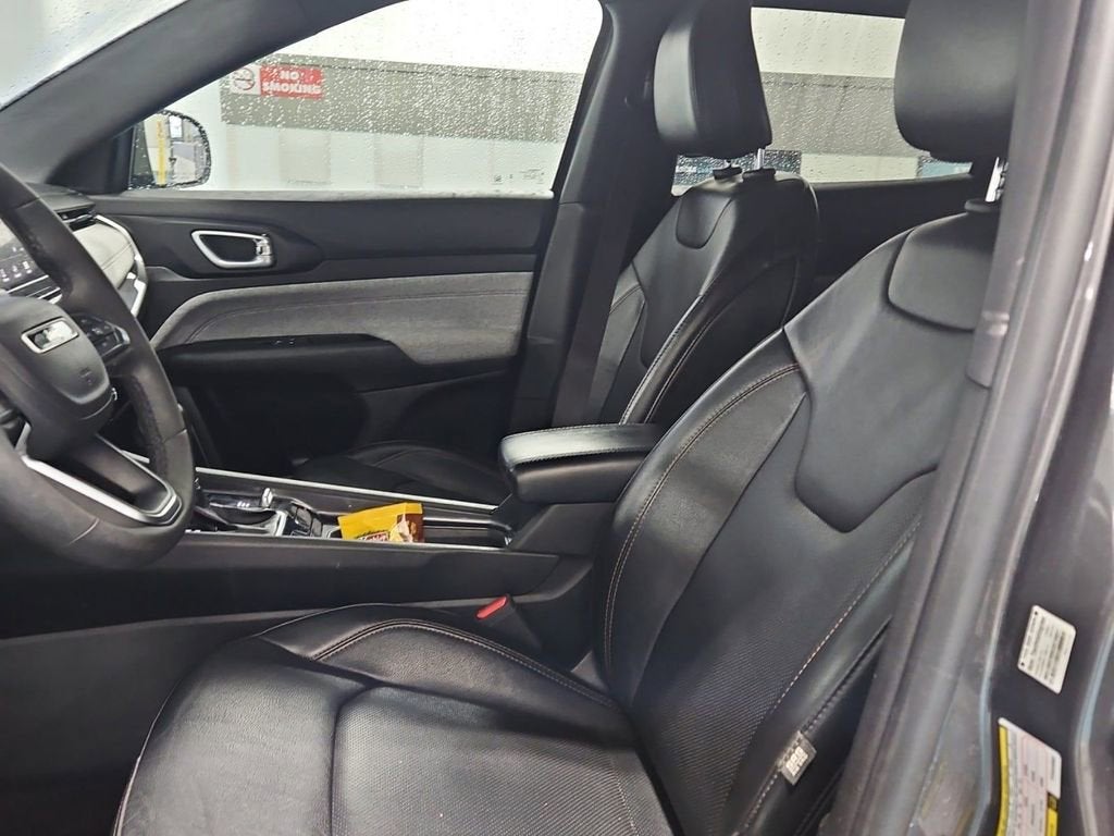 2023 Jeep Compass Latitude Lux FWD