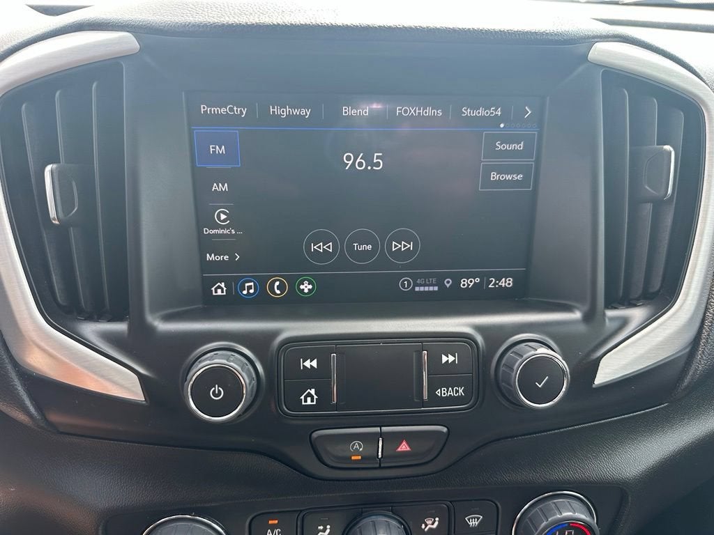 2023 GMC Terrain SLT