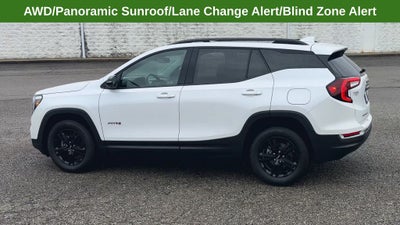 2024 GMC Terrain AT4
