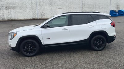 2024 GMC Terrain AT4