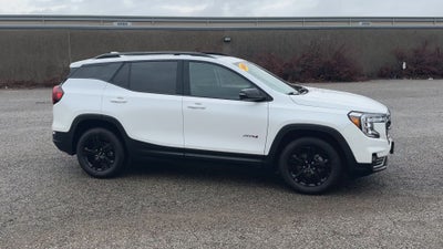 2024 GMC Terrain AT4