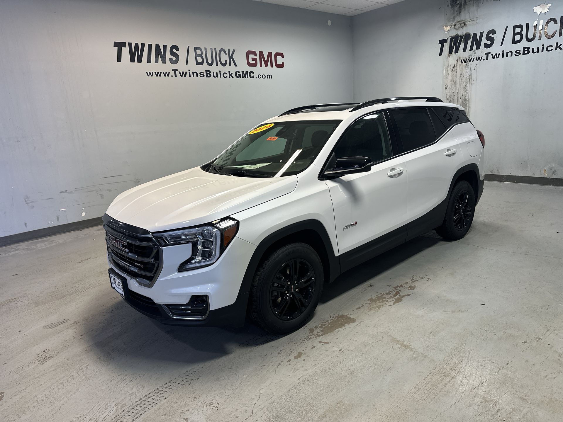 2024 GMC Terrain AT4