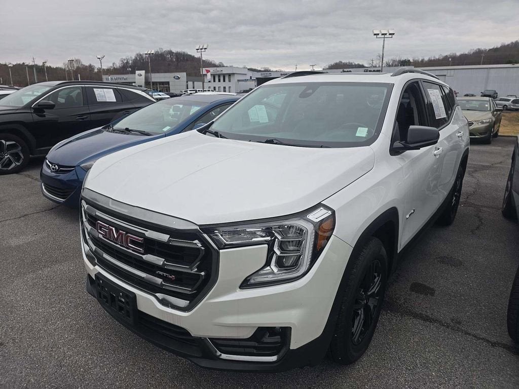 2024 GMC Terrain AT4