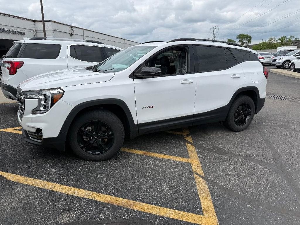 2022 GMC Terrain AT4