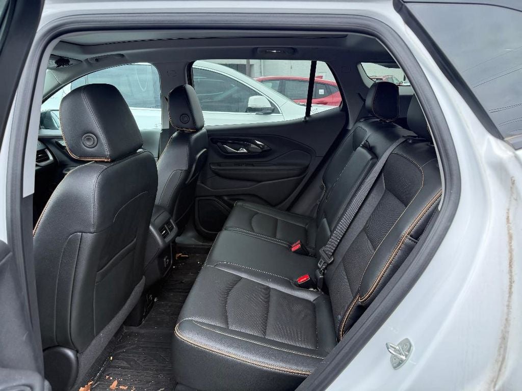 2022 GMC Terrain AT4