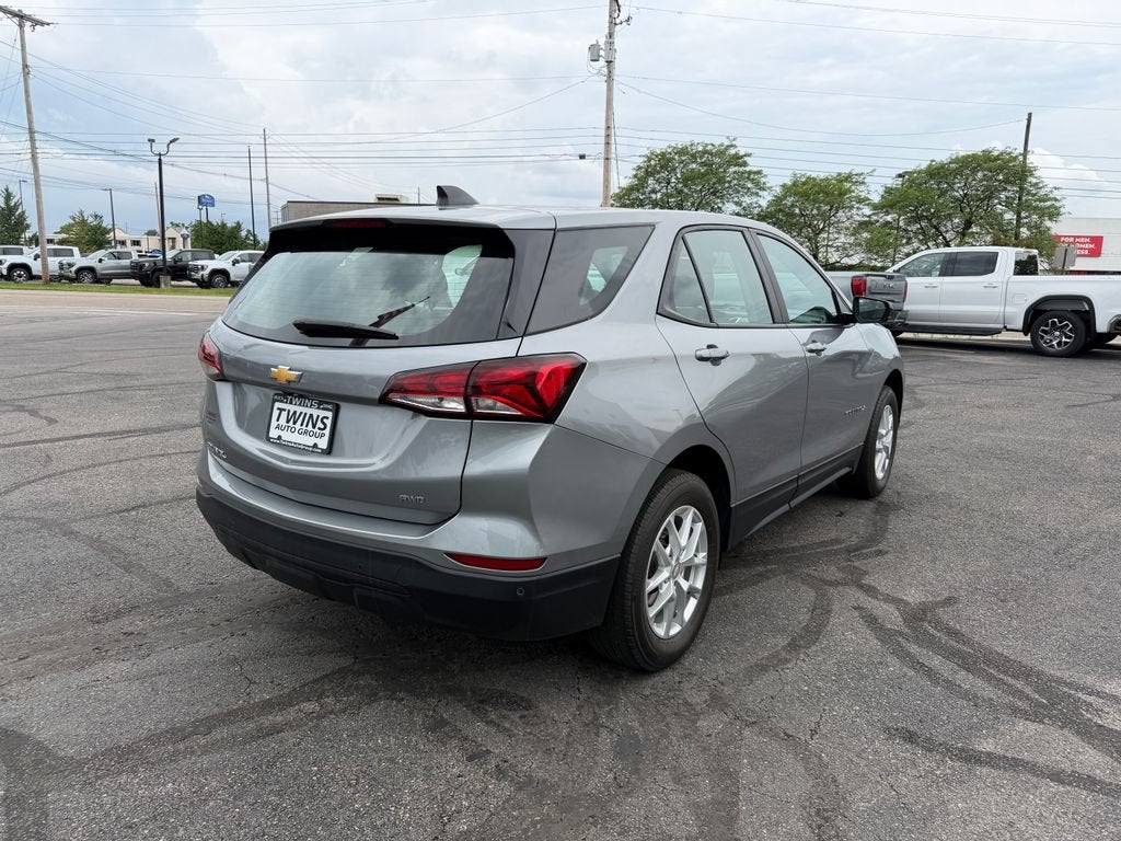 2023 Chevrolet Equinox LS