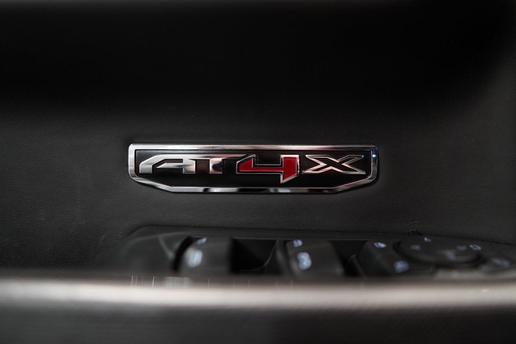 2023 GMC Sierra 1500 AT4X