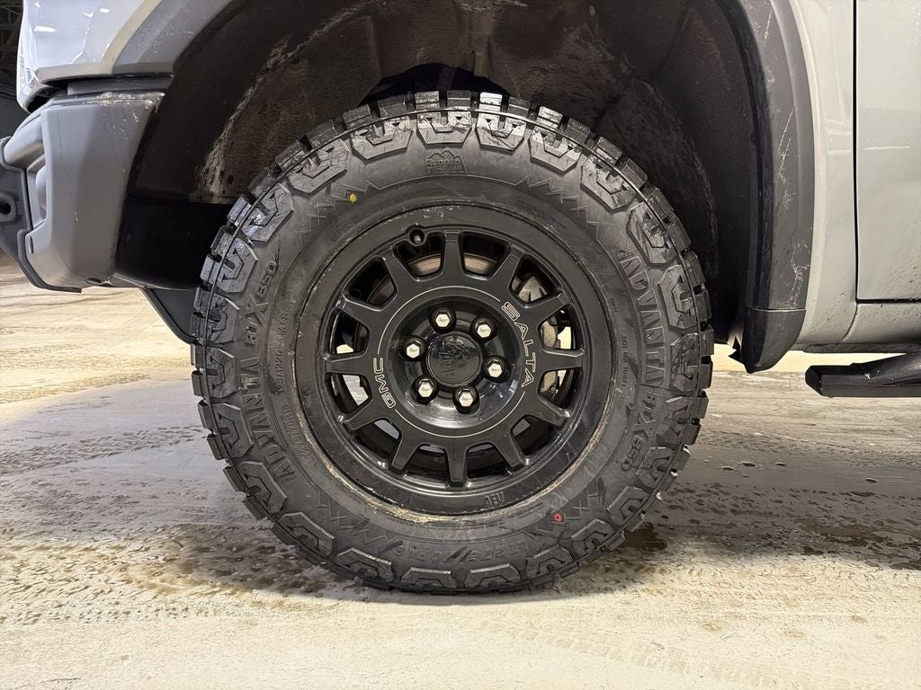 2023 GMC Sierra 1500 AT4X