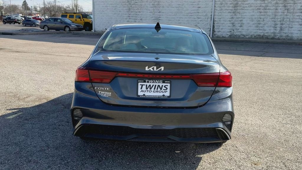 2023 Kia Forte LXS