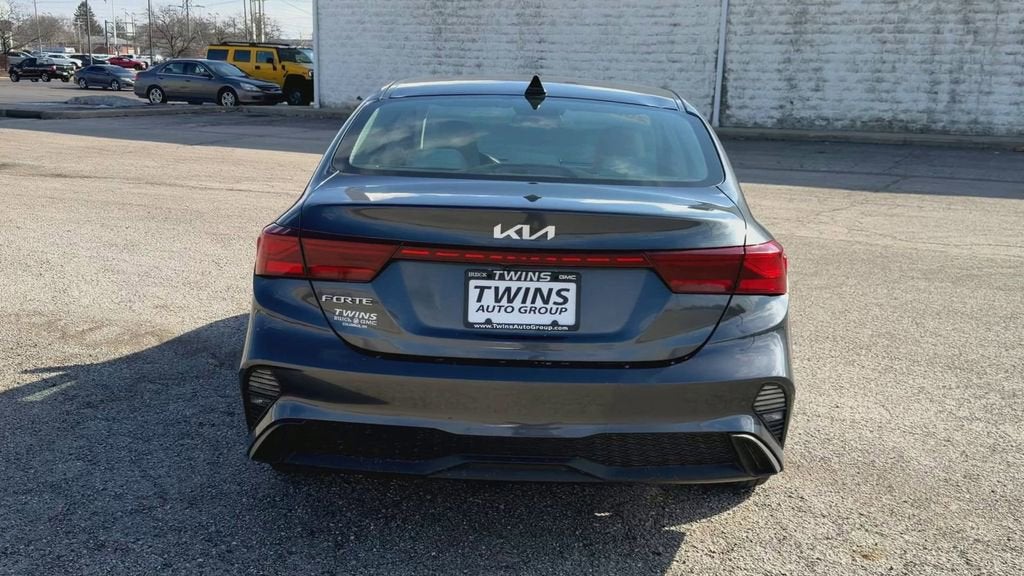 2023 Kia Forte LXS