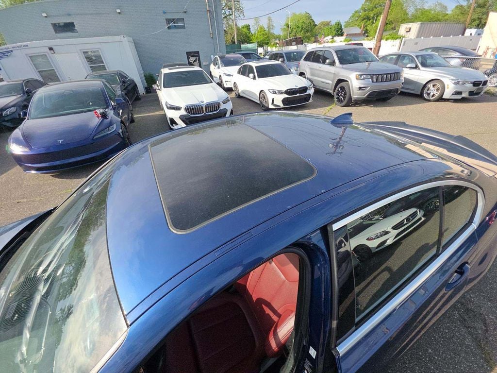 2022 BMW 330i xDrive