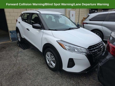 2023 Nissan Kicks S Xtronic CVT
