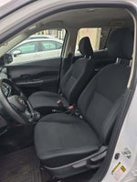 2023 Nissan Kicks S Xtronic CVT