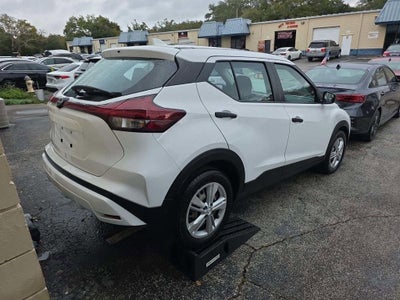 2023 Nissan Kicks S Xtronic CVT