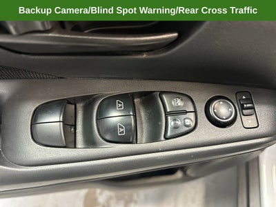 2023 Nissan Kicks S Xtronic CVT