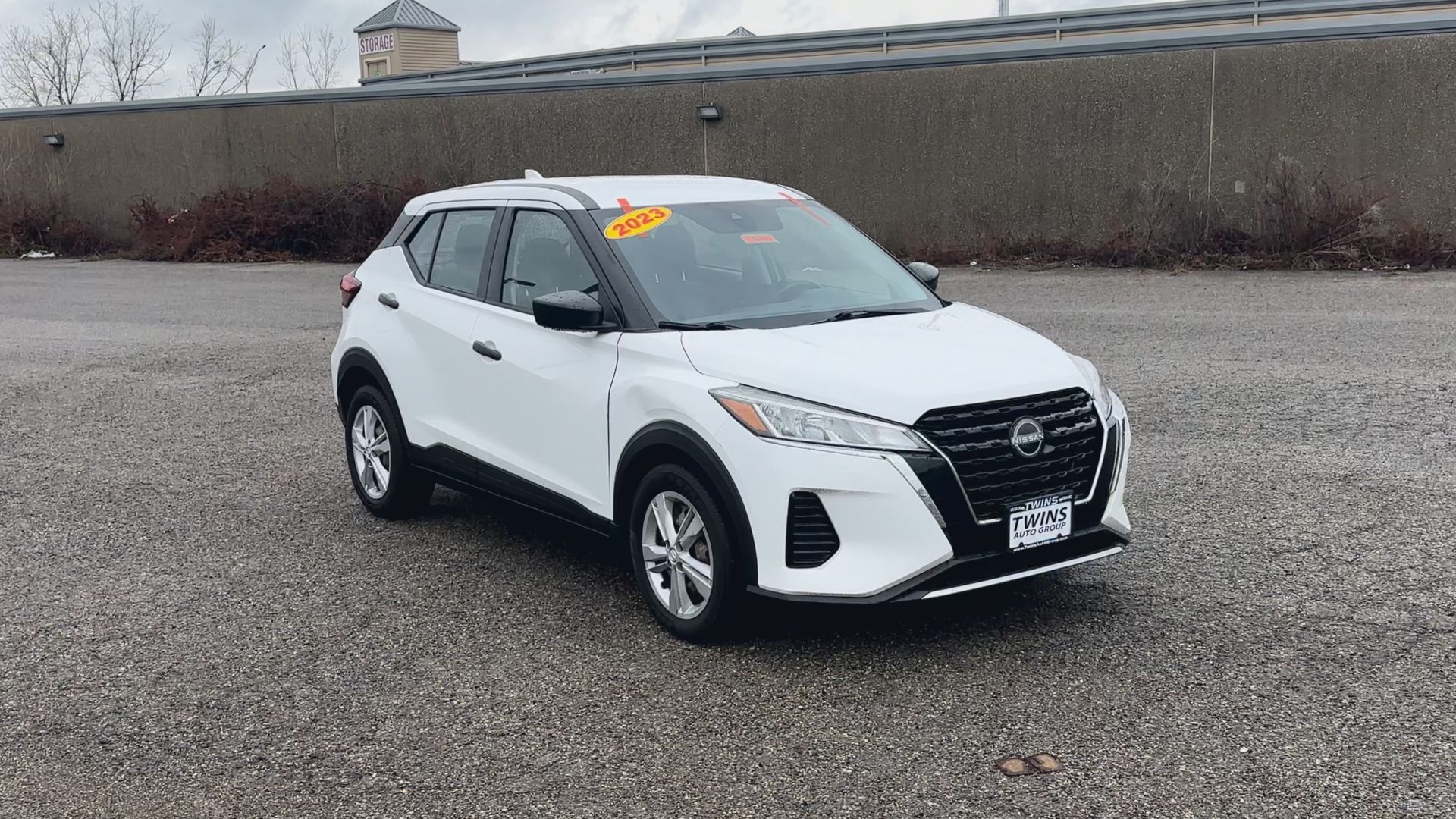 2023 Nissan Kicks S Xtronic CVT