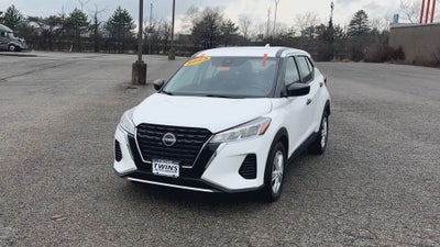 2023 Nissan Kicks S Xtronic CVT