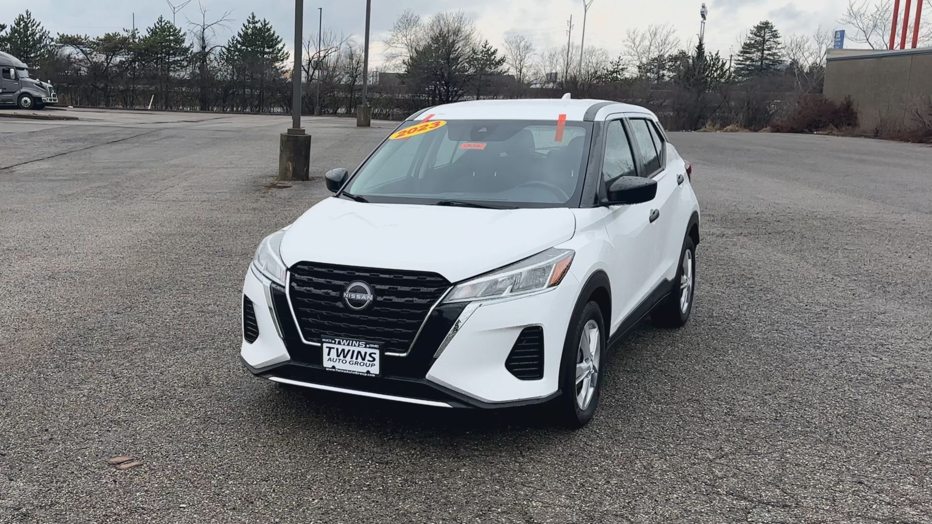 2023 Nissan Kicks S Xtronic CVT