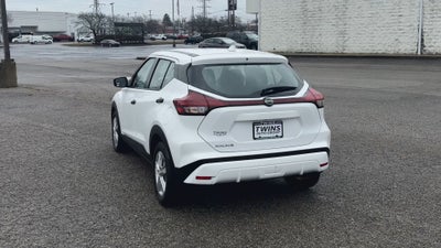 2023 Nissan Kicks S Xtronic CVT