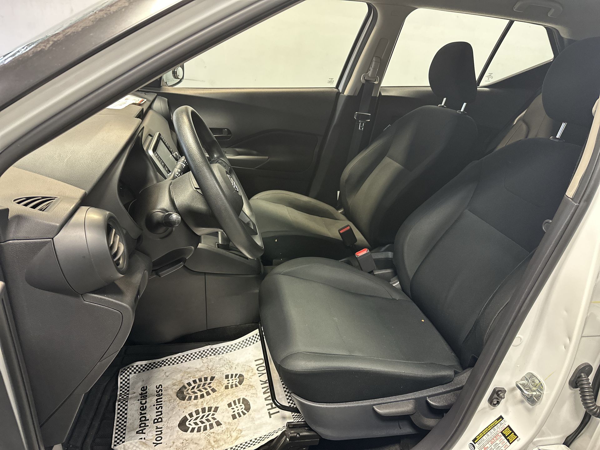 2023 Nissan Kicks S Xtronic CVT