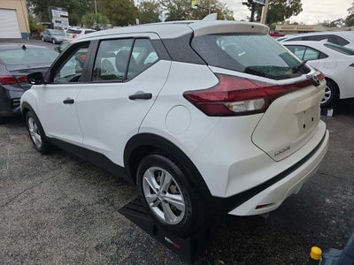 2023 Nissan Kicks S Xtronic CVT