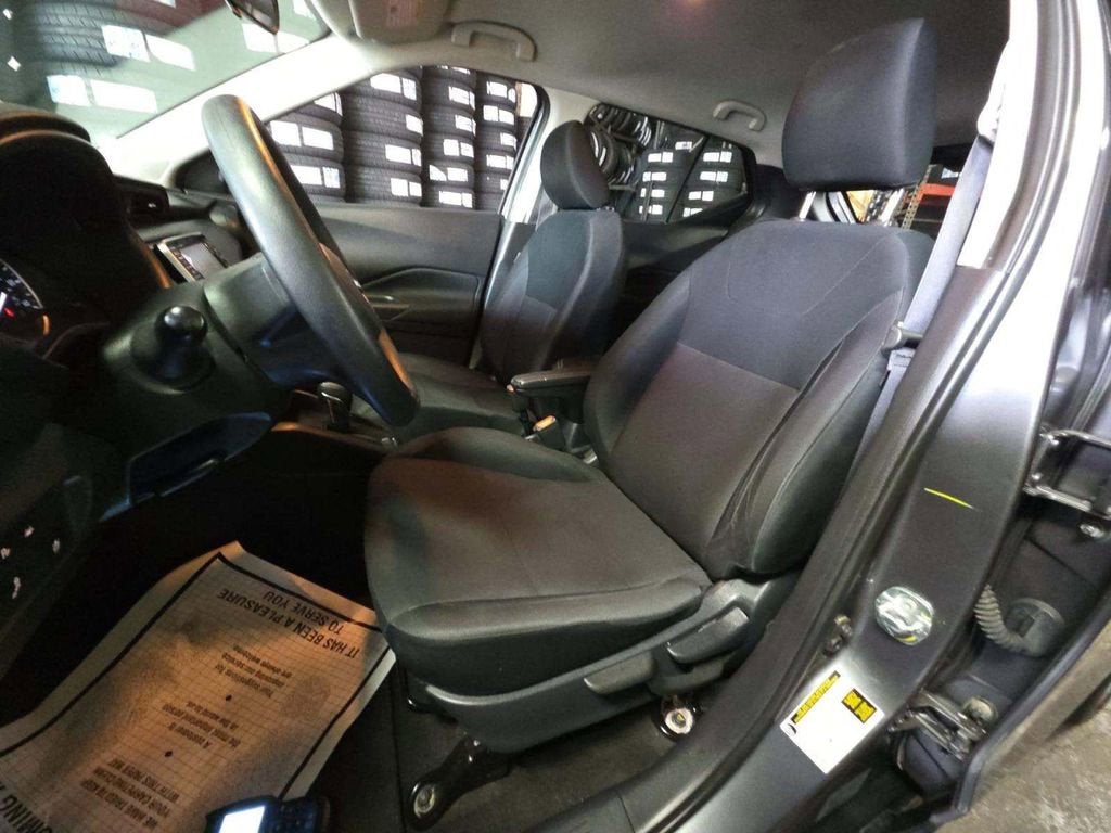 2024 Nissan Kicks S Xtronic CVT