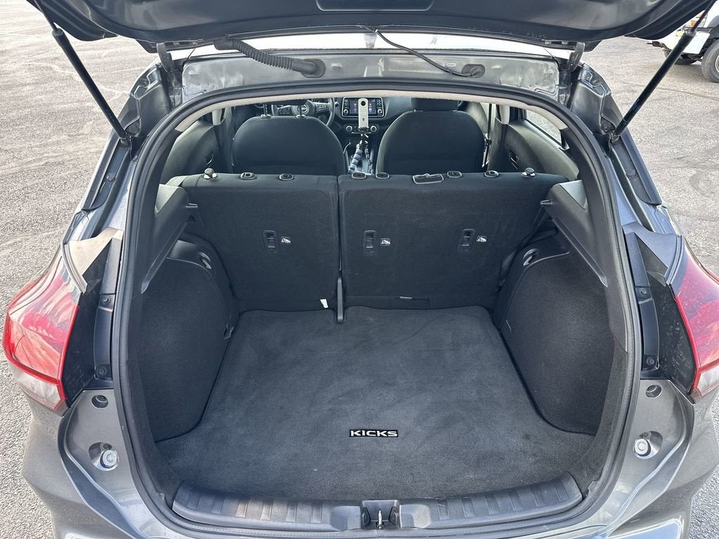 2024 Nissan Kicks S Xtronic CVT