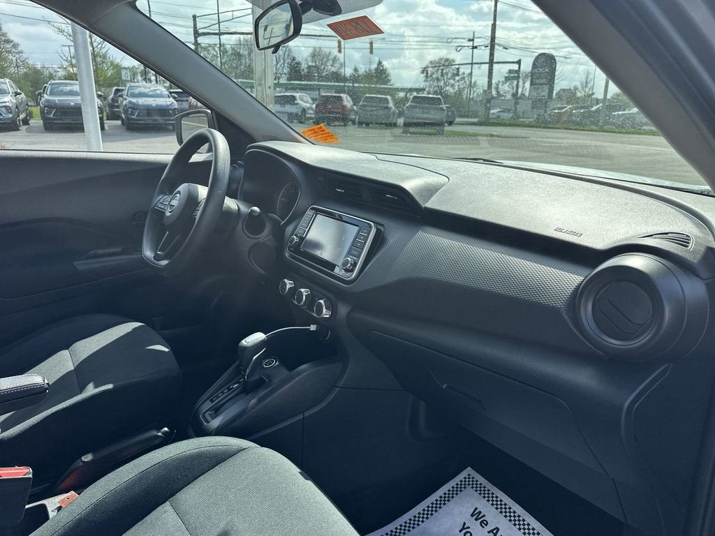 2024 Nissan Kicks S Xtronic CVT