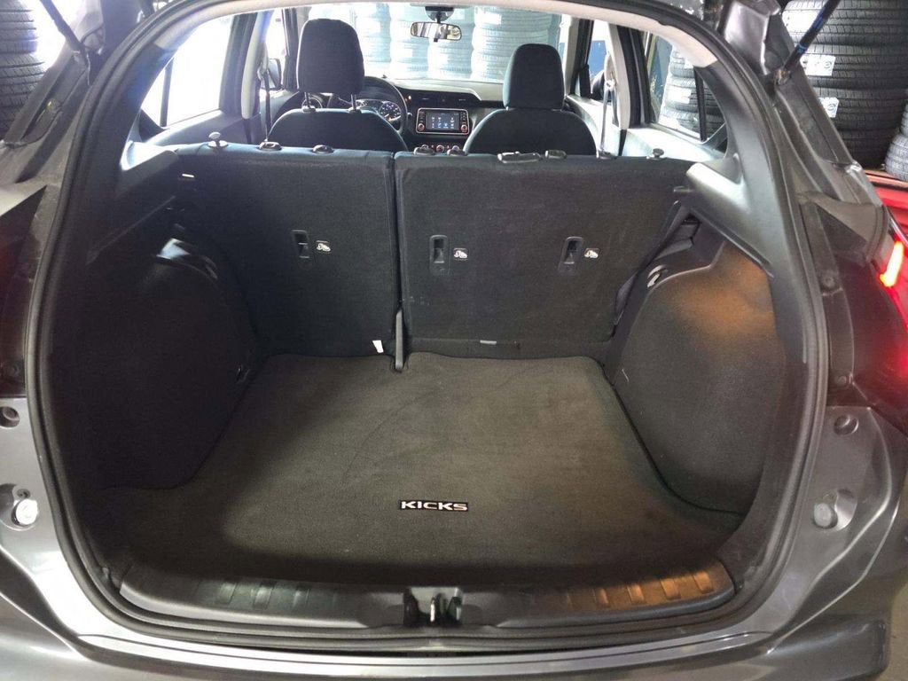 2024 Nissan Kicks S Xtronic CVT