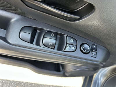 2024 Nissan Kicks S Xtronic CVT