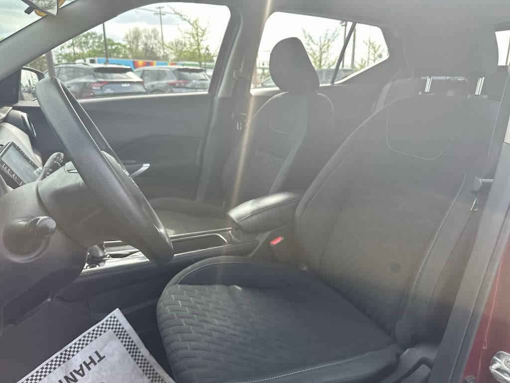 2023 Nissan Kicks SV Xtronic CVT