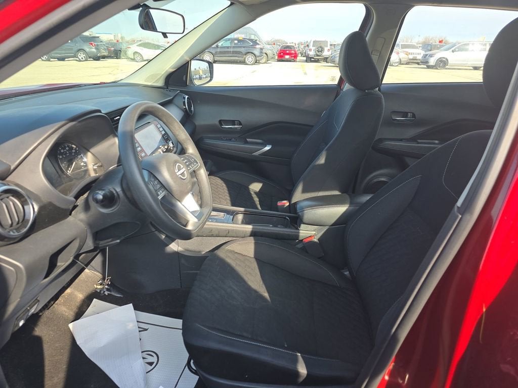 2023 Nissan Kicks SV Xtronic CVT