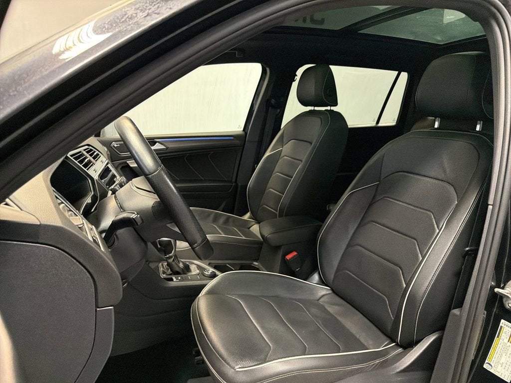 2022 Volkswagen Tiguan SEL R-Line