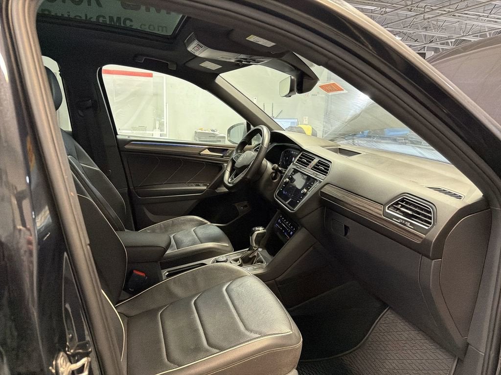 2022 Volkswagen Tiguan SEL R-Line