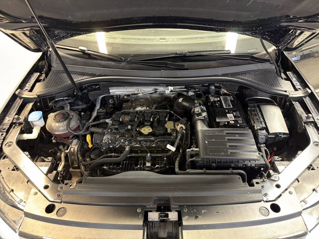 2022 Volkswagen Tiguan SEL R-Line