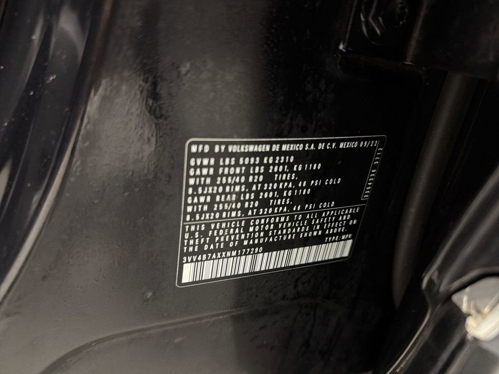 2022 Volkswagen Tiguan SEL R-Line