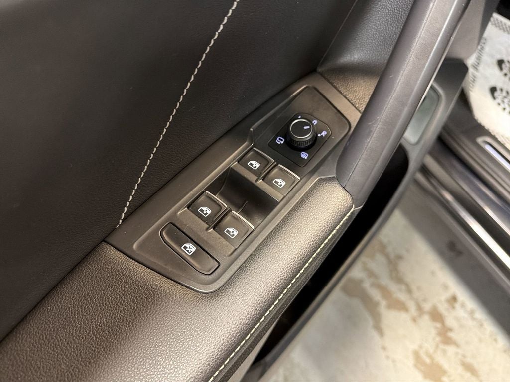 2022 Volkswagen Tiguan SEL R-Line