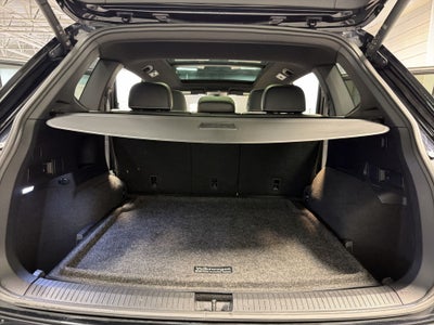 2022 Volkswagen Tiguan SEL R-Line